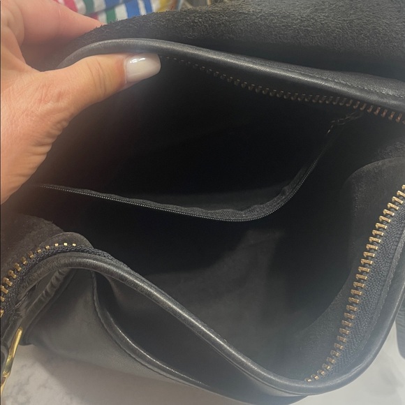 Vintage Coach Legacy Black Leather Zip Top Shoulder Bag No. 9951 – Brass - Picture 5 of 8